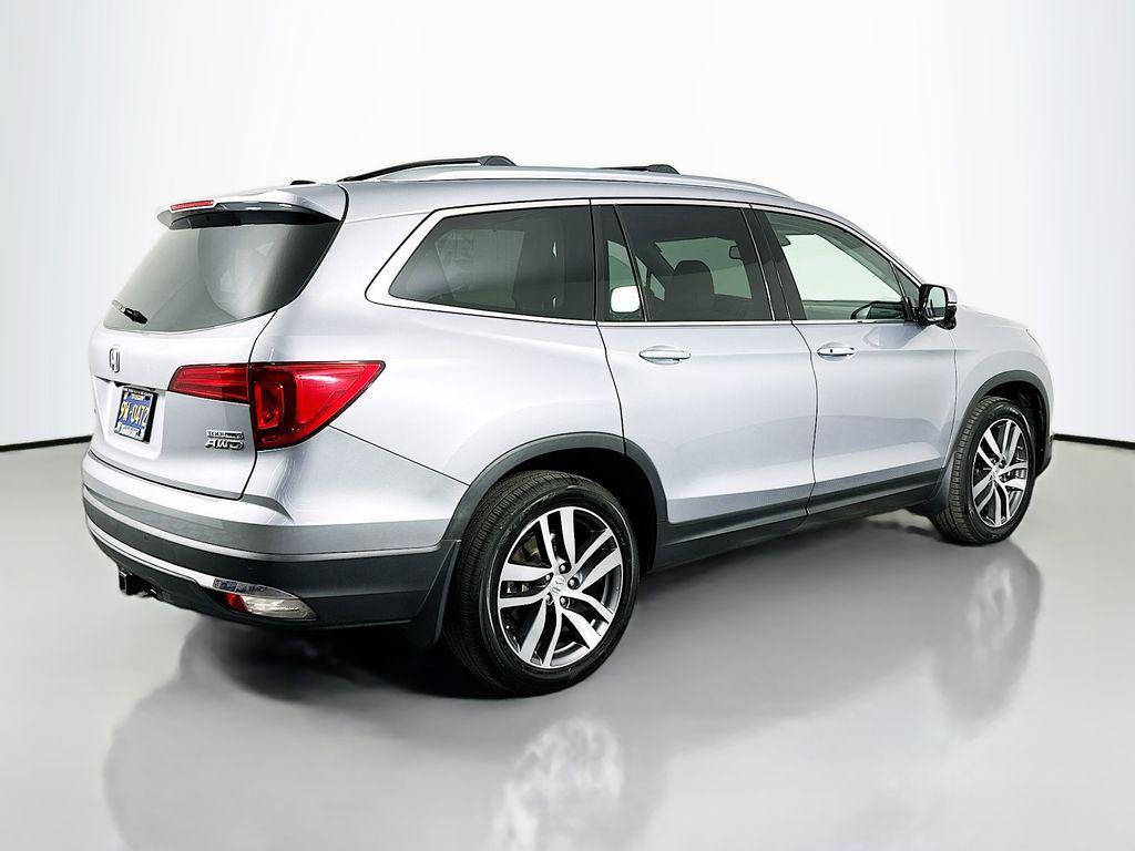 used 2018 Honda Pilot car, priced at $24,742