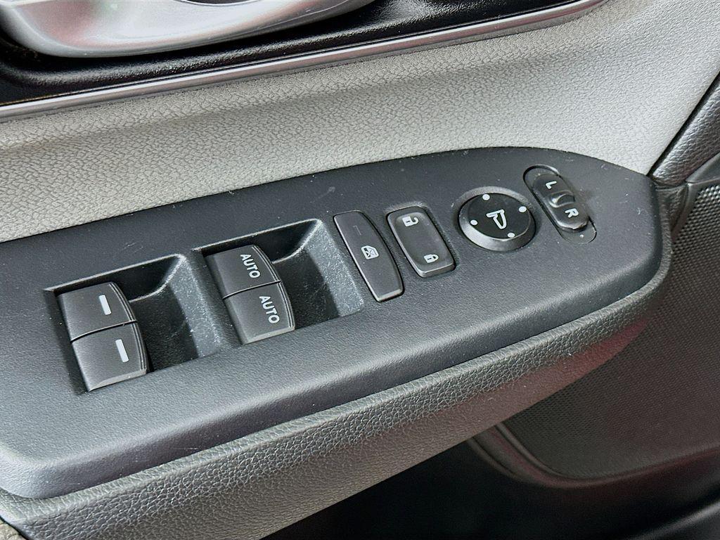 used 2022 Honda CR-V car, priced at $22,522