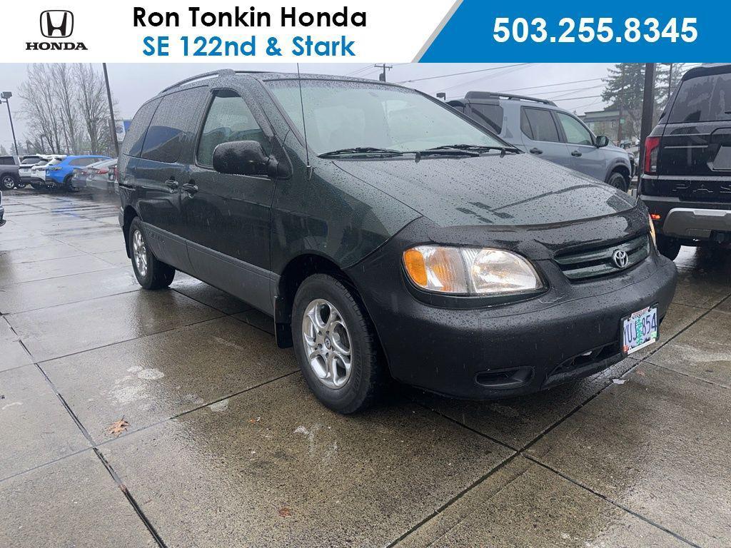 used 2002 Toyota Sienna car, priced at $8,778