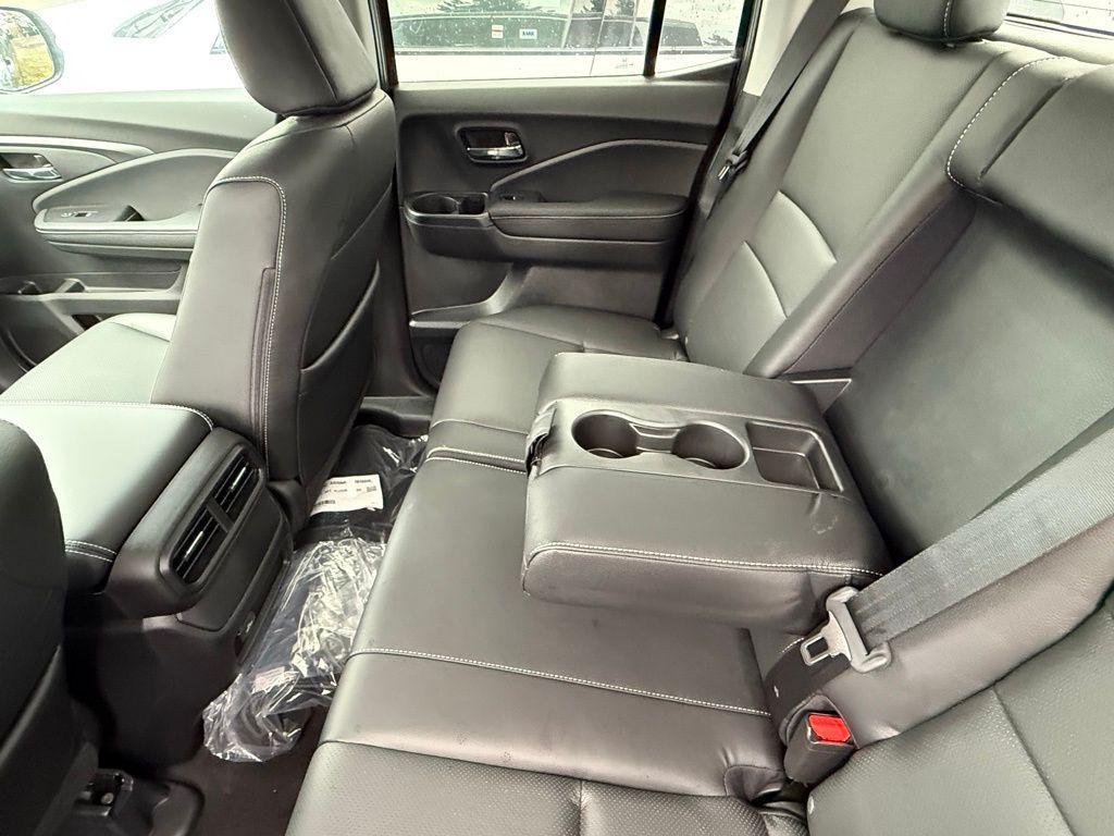 new 2025 Honda Ridgeline car, priced at $42,168