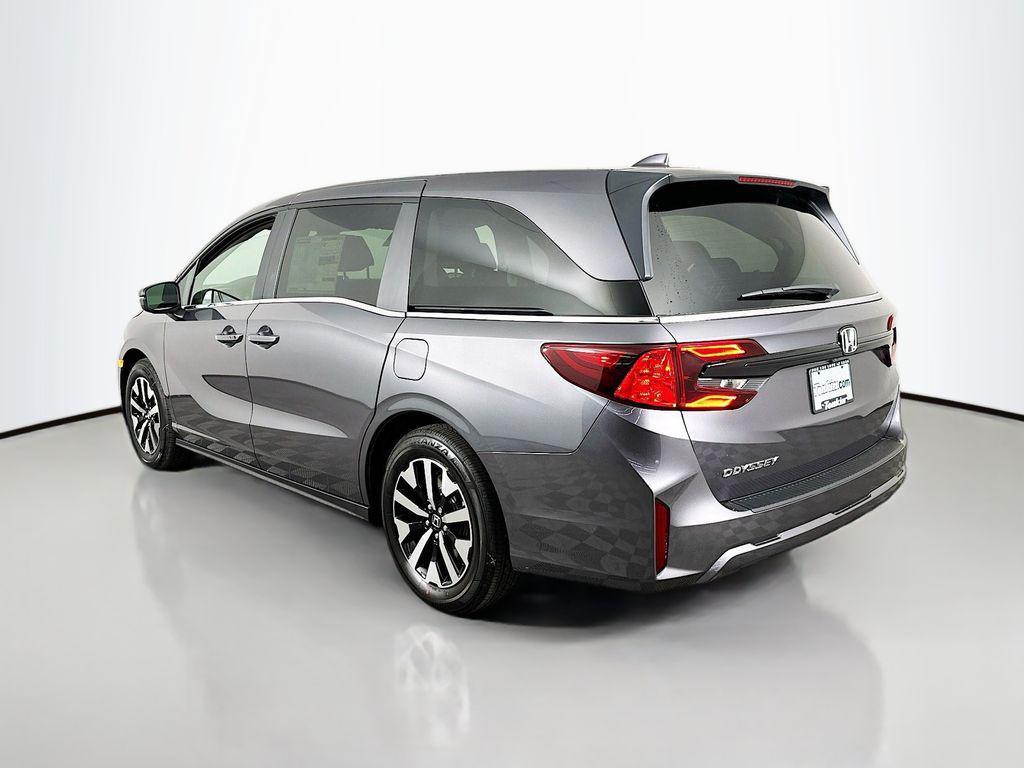 new 2026 Honda Odyssey car, priced at $44,290