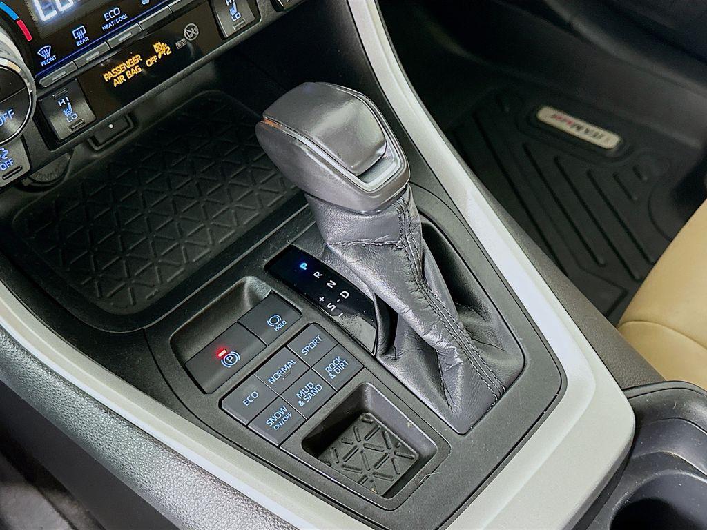 used 2020 Toyota RAV4 car, priced at $28,582