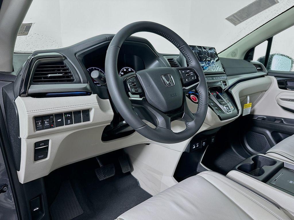 new 2026 Honda Odyssey car, priced at $49,585
