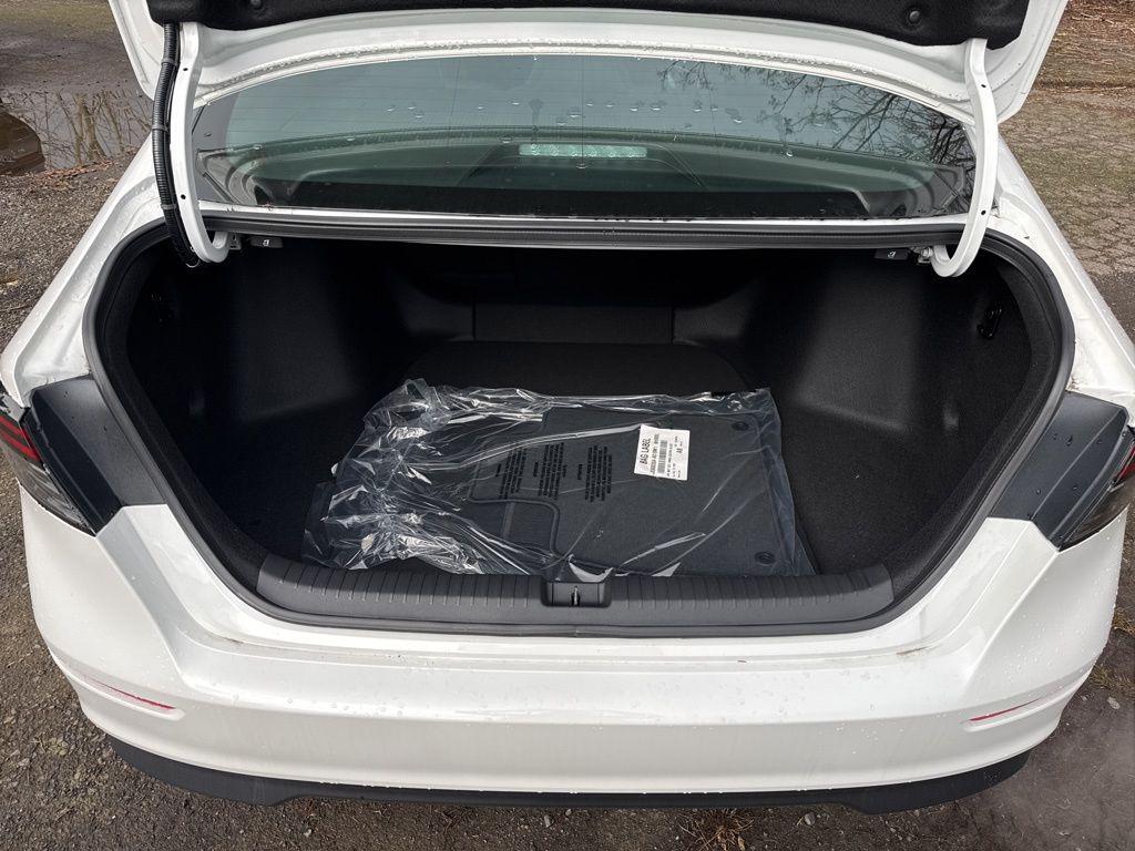 new 2025 Honda Accord Hybrid car, priced at $33,975