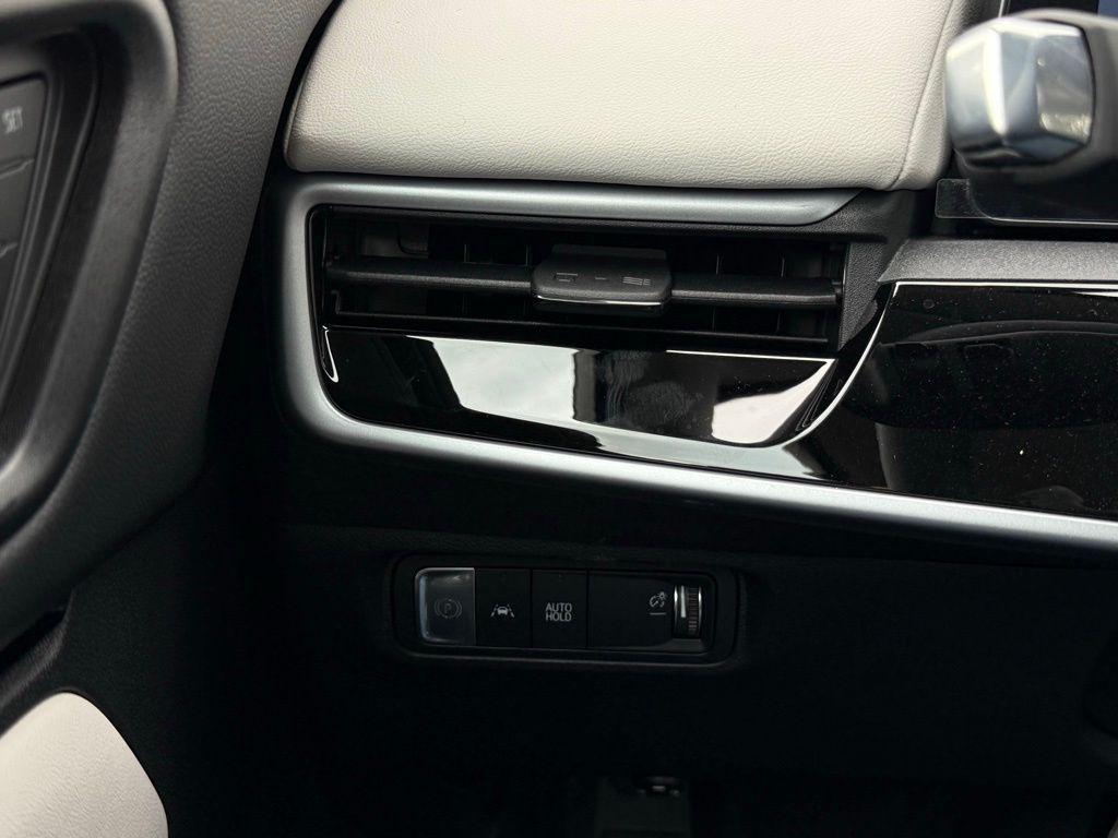 new 2025 Honda Prologue car, priced at $42,915