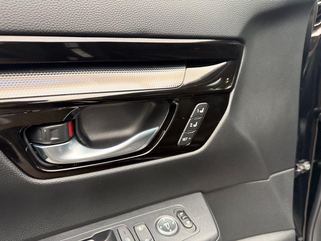 new 2026 Honda CR-V Hybrid car, priced at $42,956