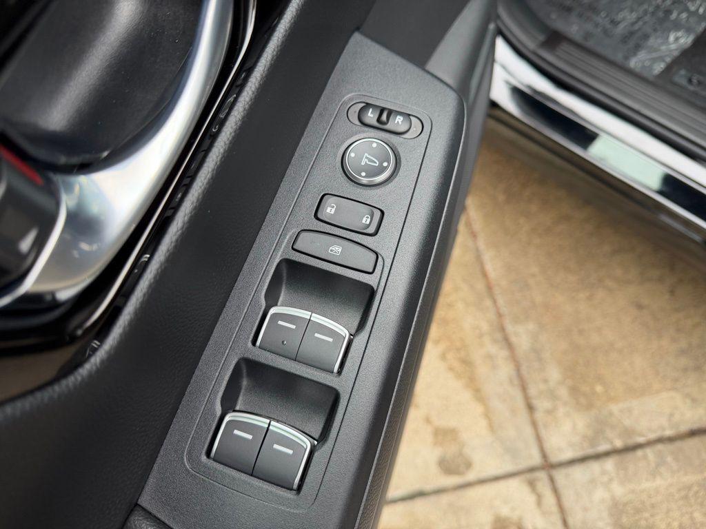 new 2026 Honda CR-V Hybrid car, priced at $42,956