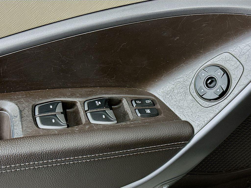 used 2013 Hyundai Santa Fe car, priced at $8,998