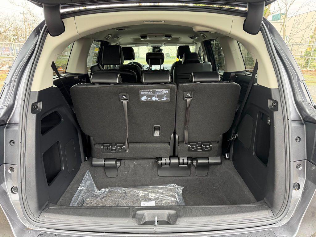 new 2026 Honda Odyssey car, priced at $46,690