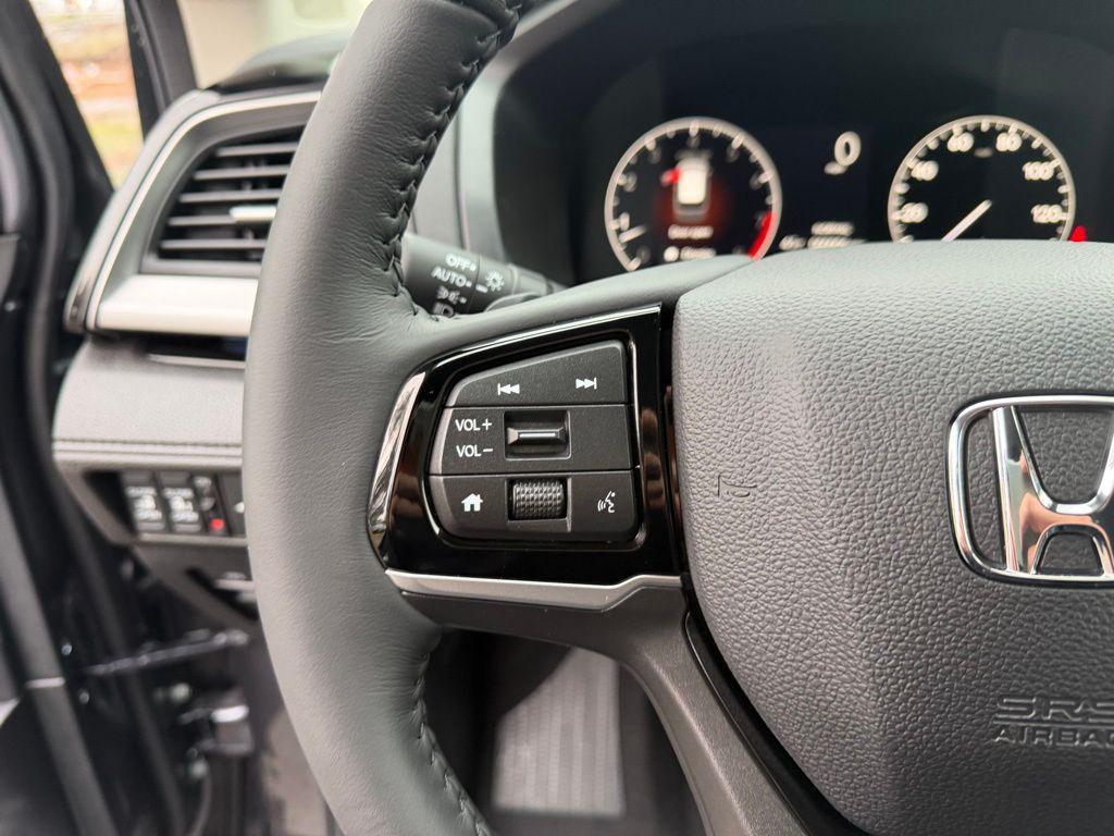 new 2026 Honda Odyssey car, priced at $46,690