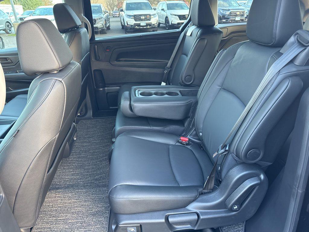 new 2026 Honda Odyssey car, priced at $42,240