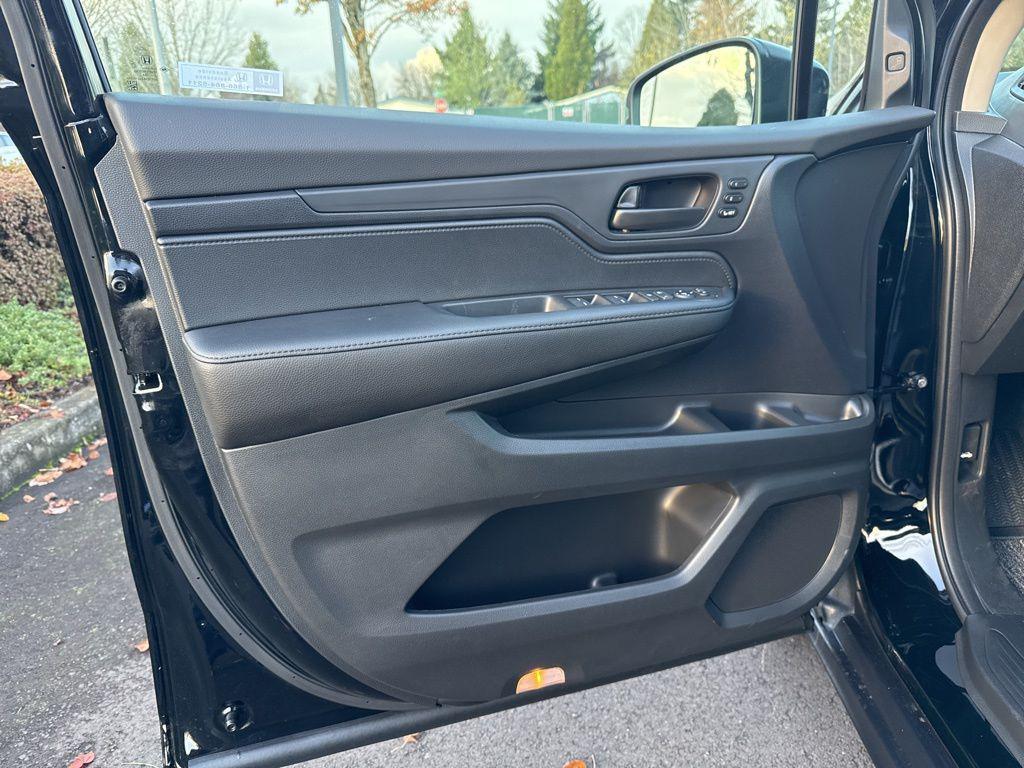 new 2026 Honda Odyssey car, priced at $42,240