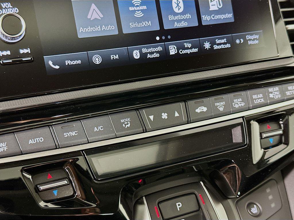 new 2026 Honda Odyssey car, priced at $44,290