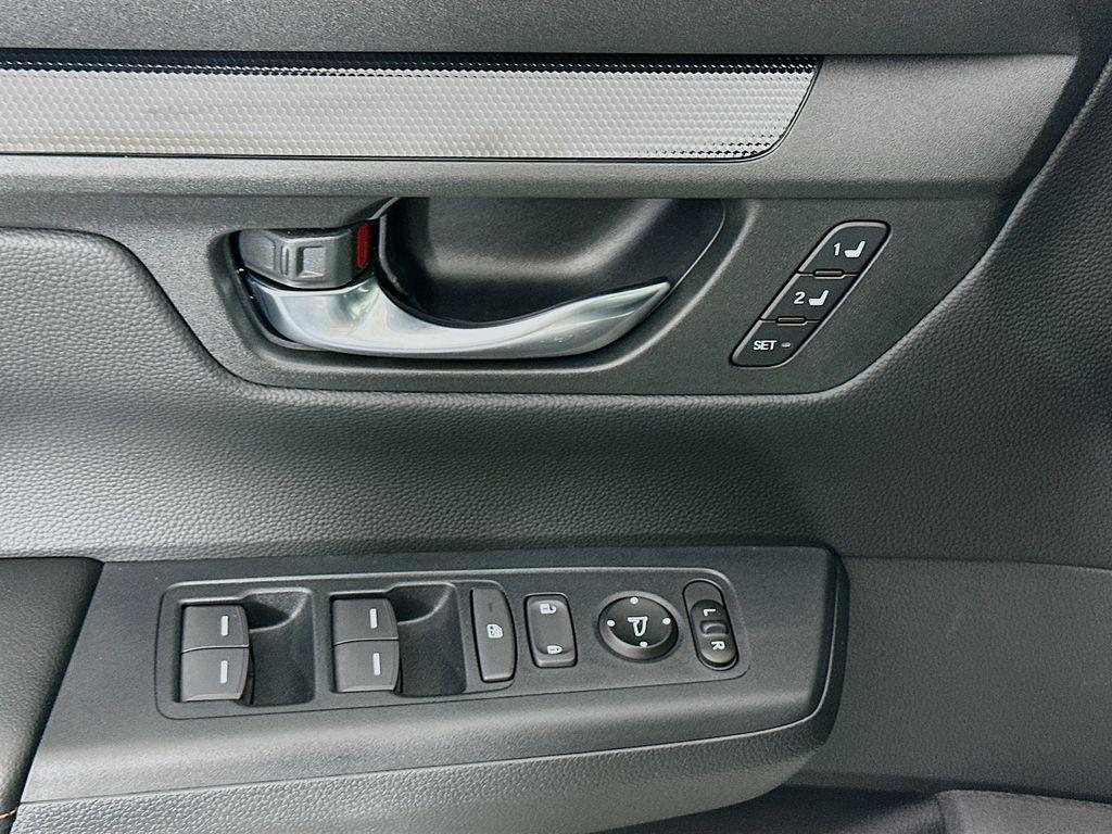 new 2026 Honda CR-V Hybrid car, priced at $41,305