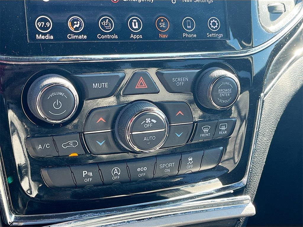 used 2021 Jeep Grand Cherokee car, priced at $19,700