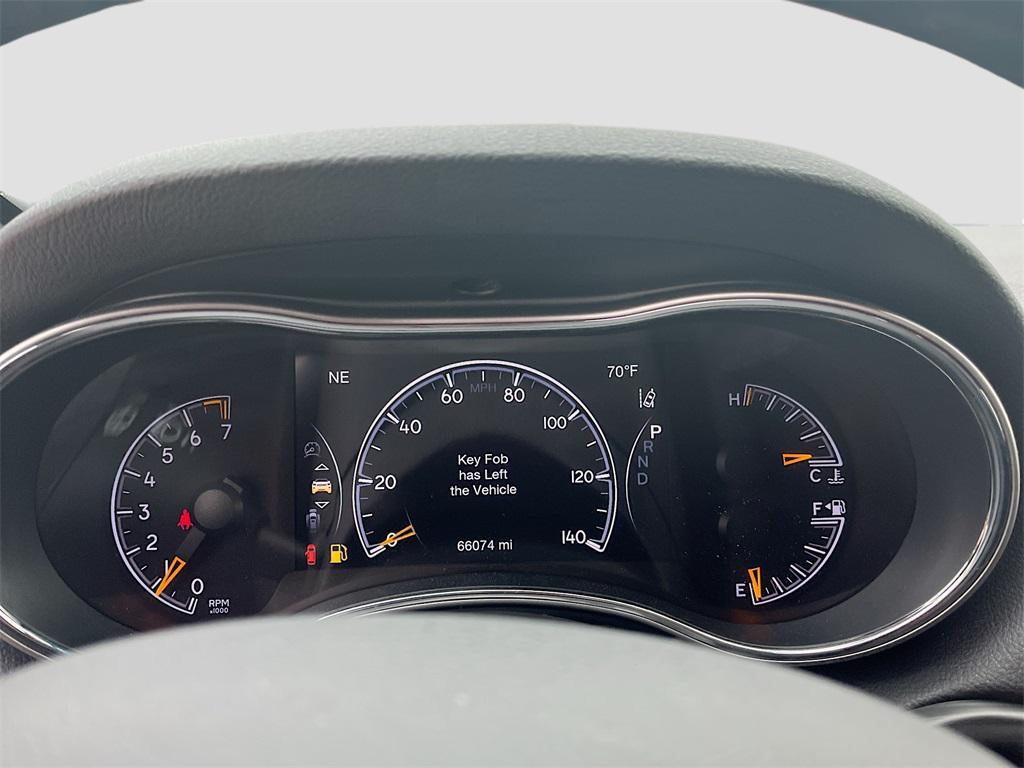 used 2021 Jeep Grand Cherokee car, priced at $15,500