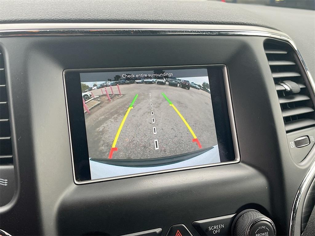 used 2021 Jeep Grand Cherokee car, priced at $15,500