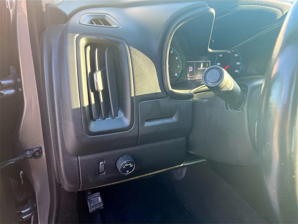 used 2022 Chevrolet Colorado car, priced at $21,100