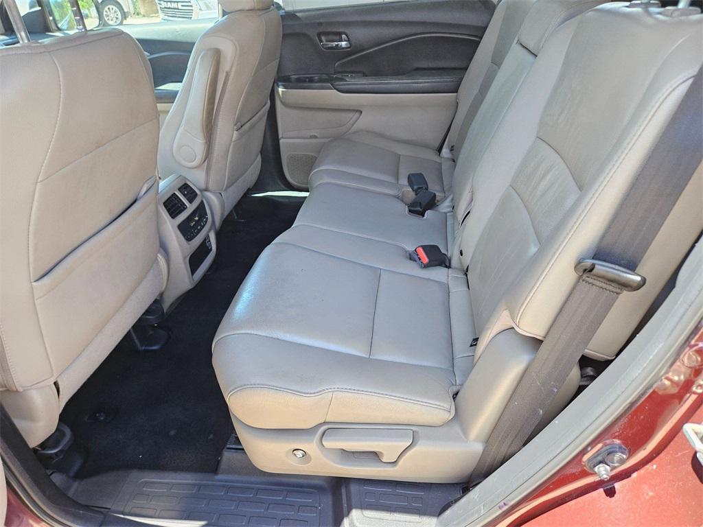 used 2020 Honda Pilot car, priced at $18,800