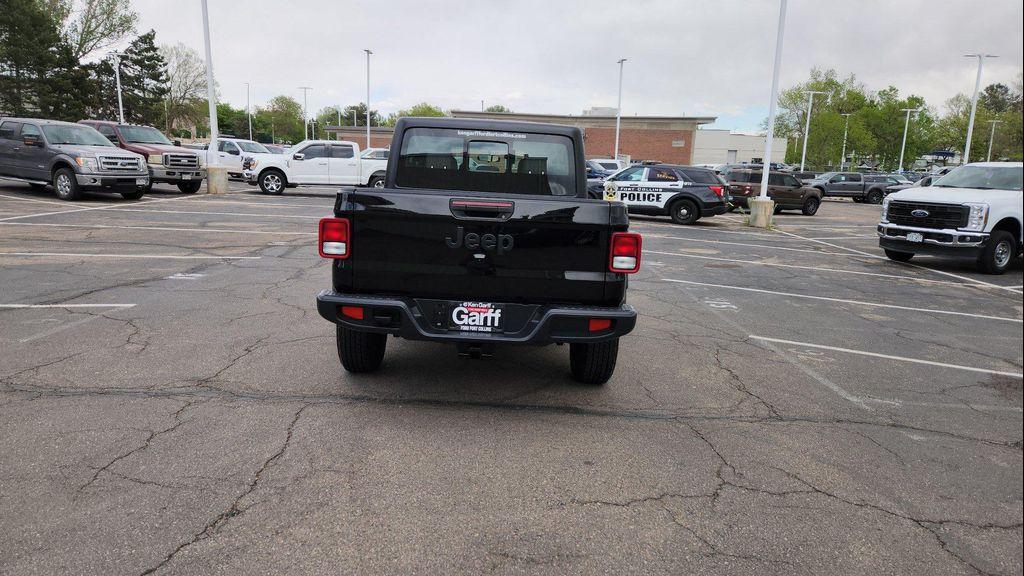 used 2026 Jeep Gladiator car, priced at $35,850