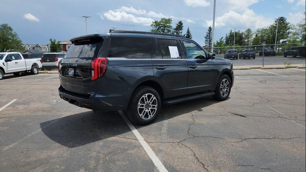 used 2025 Ford Expedition car, priced at $58,673