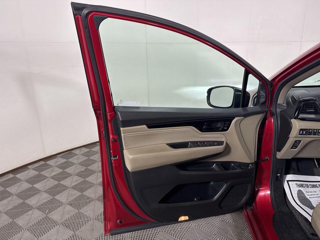 used 2022 Honda Odyssey car, priced at $28,494