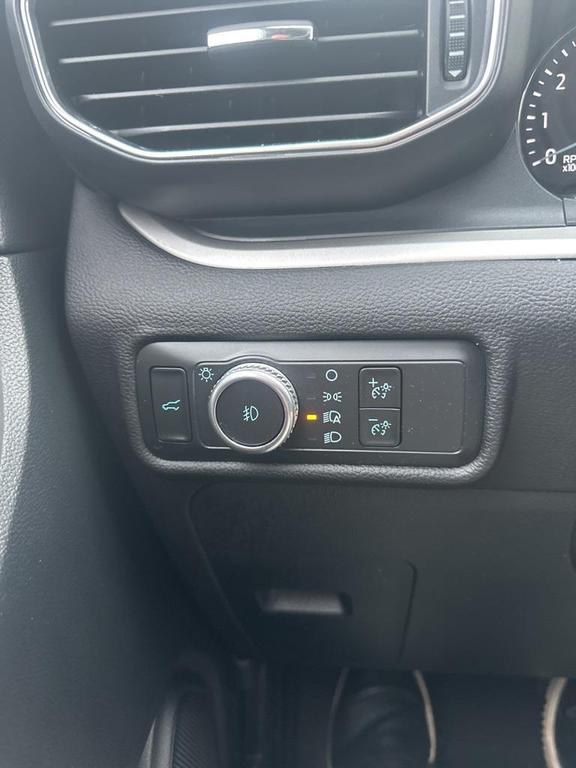 used 2022 Ford Explorer car, priced at $28,000