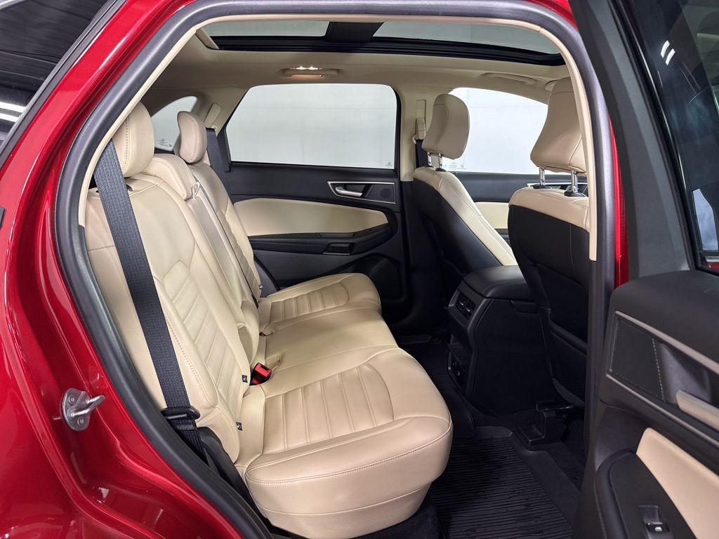 used 2024 Ford Edge car, priced at $28,025