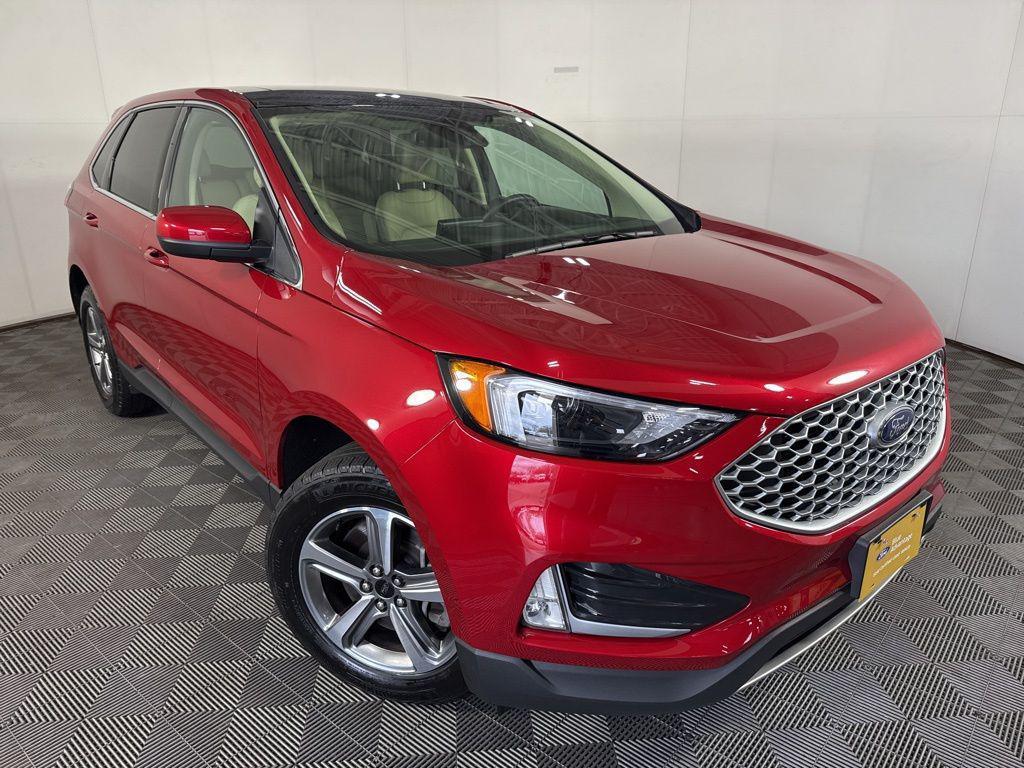 used 2024 Ford Edge car, priced at $28,025