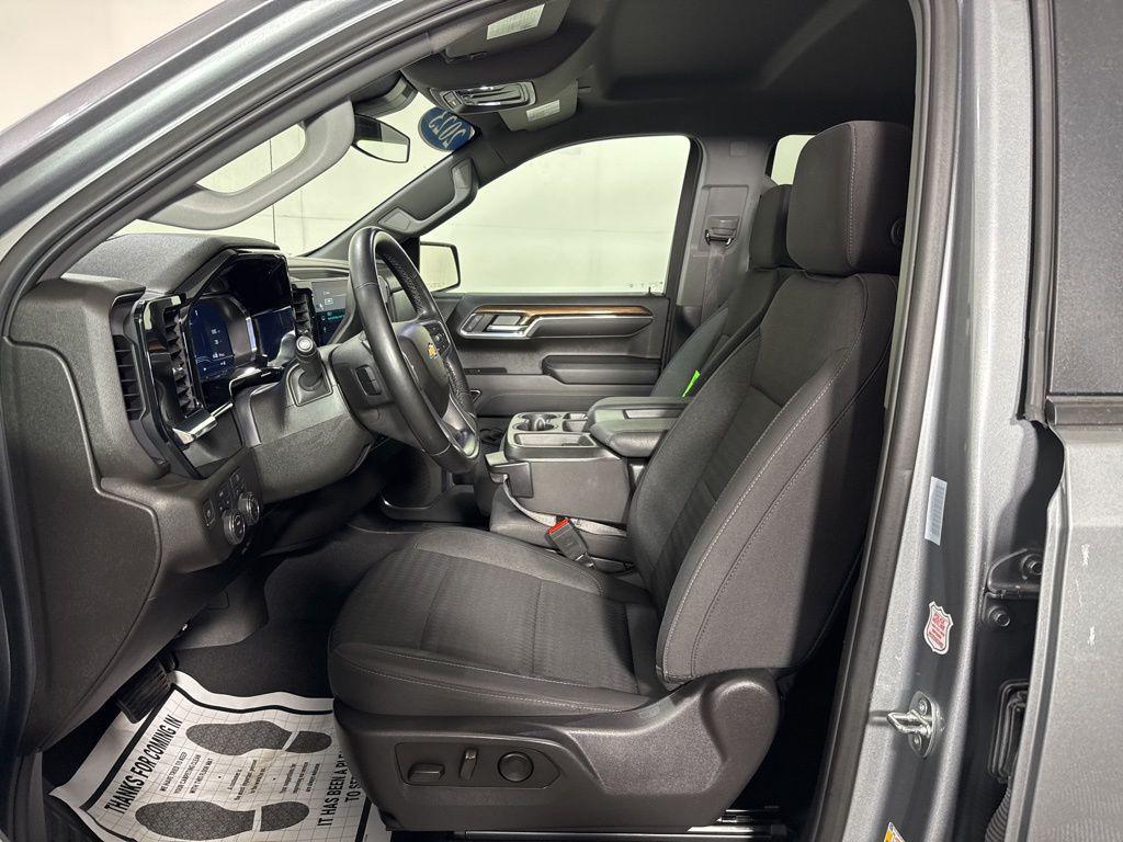 used 2023 Chevrolet Silverado 1500 car, priced at $35,699
