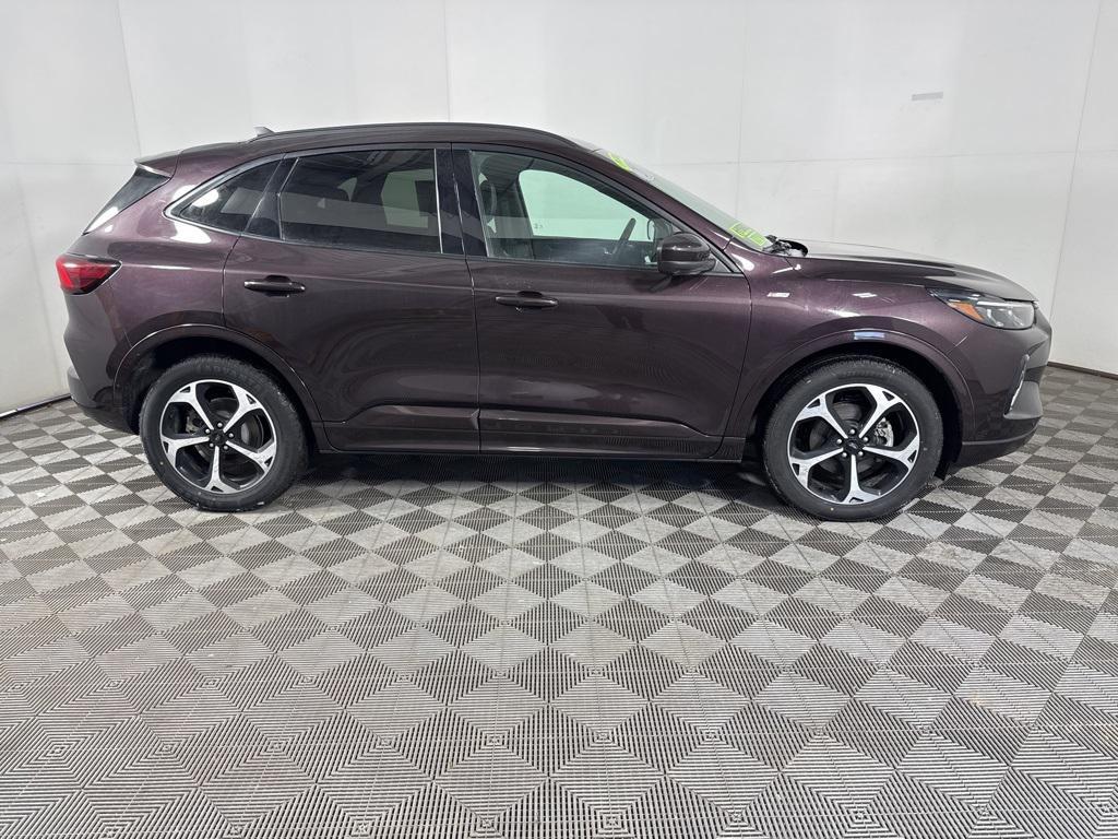 used 2023 Ford Escape car, priced at $26,000