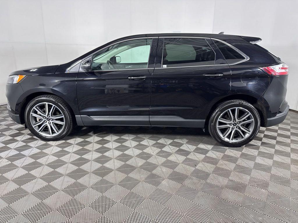 used 2024 Ford Edge car, priced at $19,000