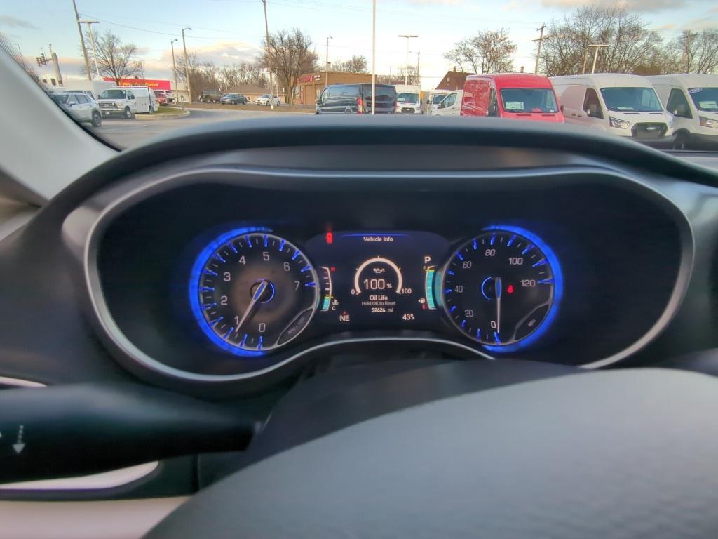 used 2024 Chrysler Pacifica car, priced at $27,224