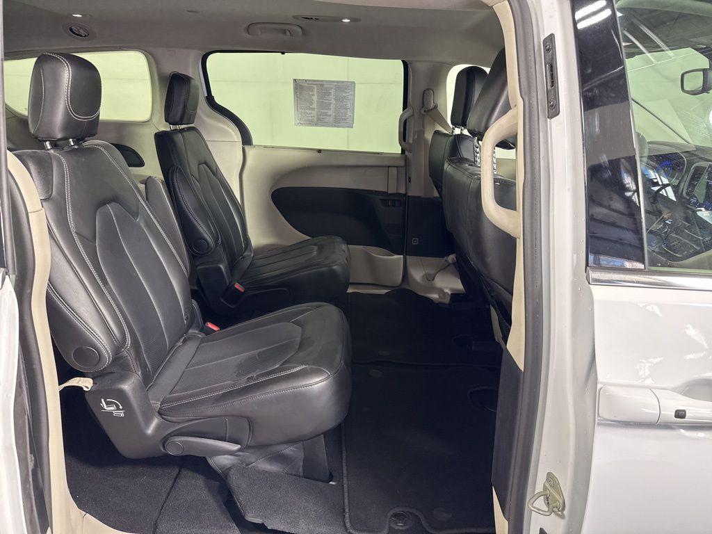 used 2024 Chrysler Pacifica car, priced at $25,245