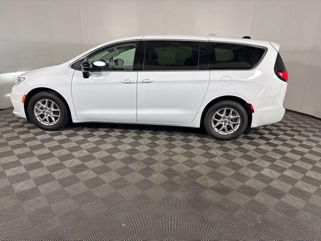 used 2024 Chrysler Pacifica car, priced at $25,245