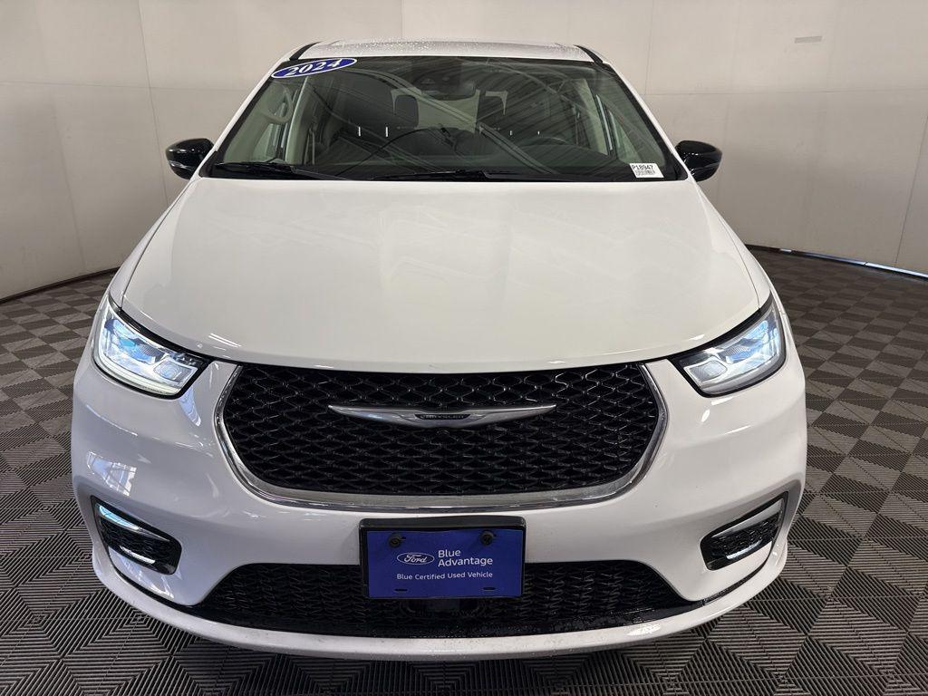 used 2024 Chrysler Pacifica car, priced at $25,245