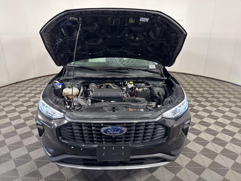 used 2023 Ford Escape car, priced at $22,936