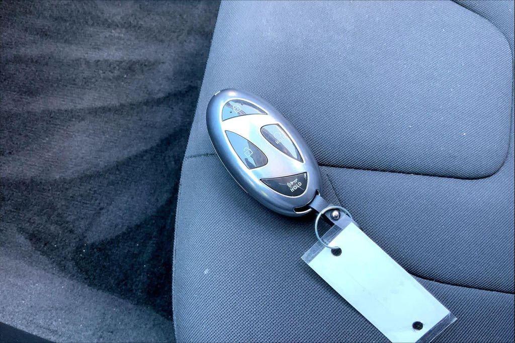 used 2025 Hyundai ELANTRA HEV car, priced at $23,290