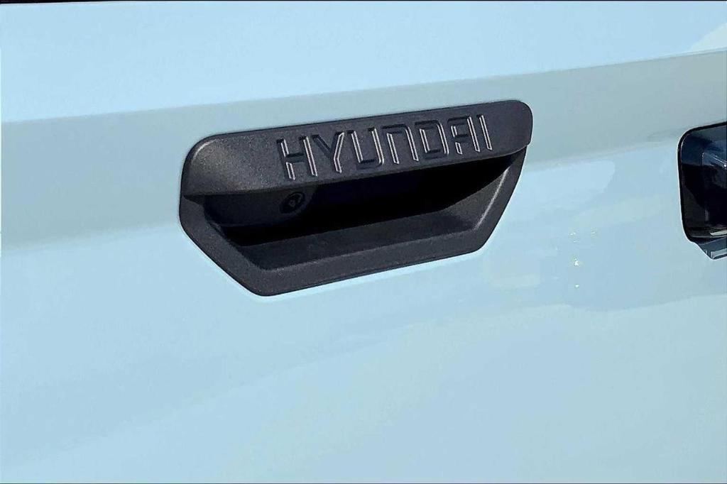 new 2026 Hyundai SANTA CRUZ car, priced at $28,452