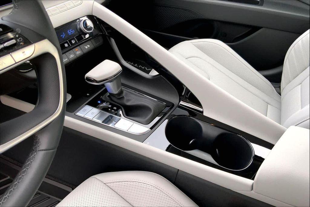 new 2026 Hyundai ELANTRA HEV car, priced at $31,191