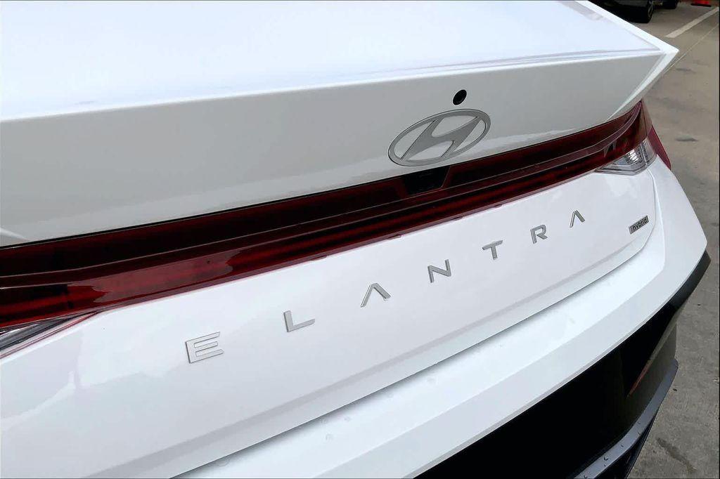 new 2026 Hyundai ELANTRA HEV car, priced at $31,191