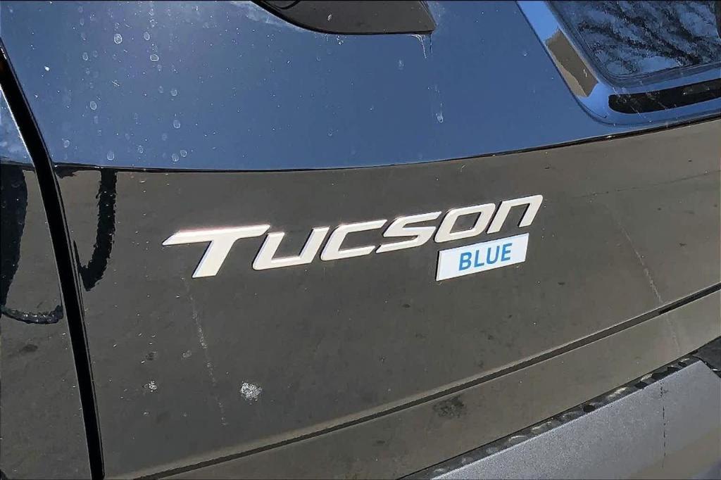 new 2026 Hyundai TUCSON Hybrid car, priced at $27,792