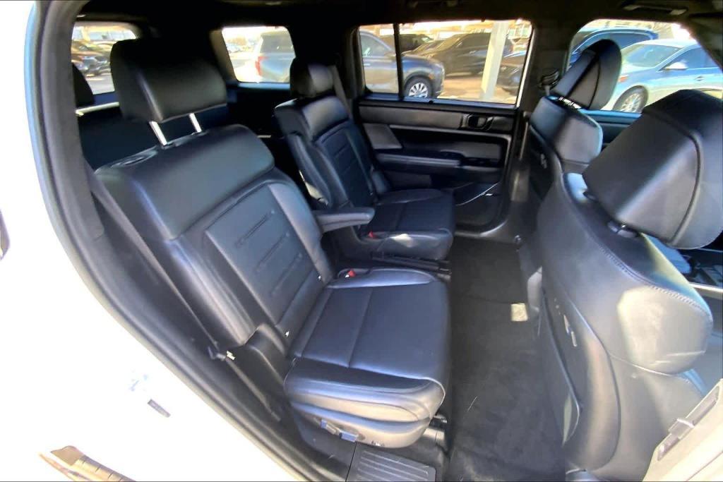 used 2025 Hyundai SANTA FE HEV car, priced at $42,597