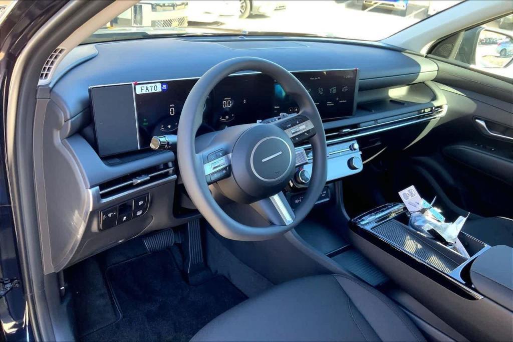 new 2026 Hyundai TUCSON Hybrid car, priced at $31,131