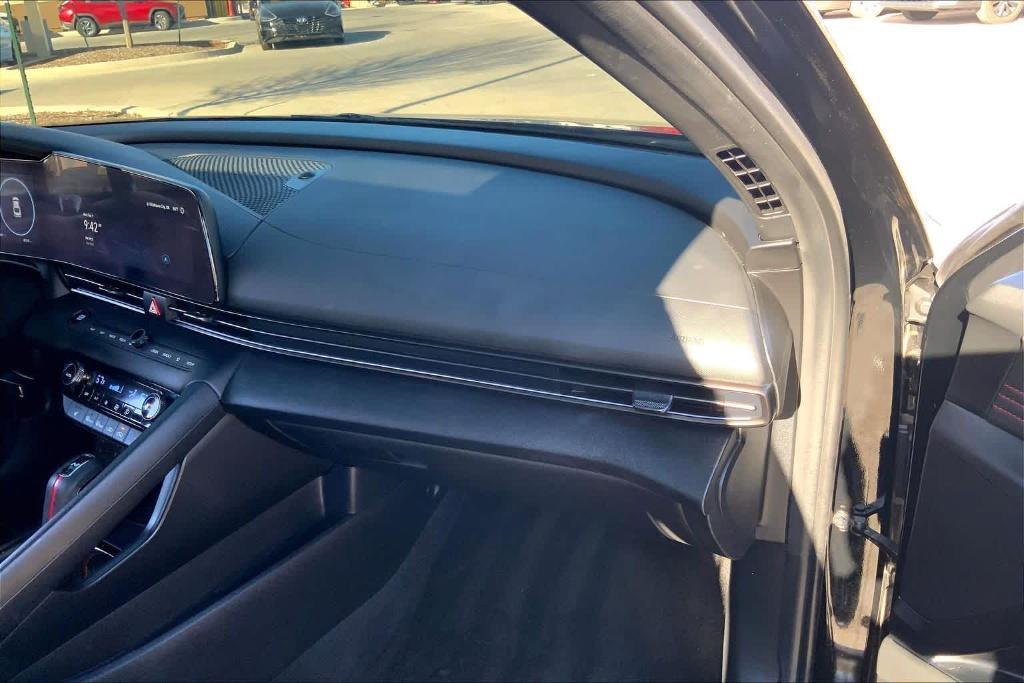used 2025 Hyundai Elantra car, priced at $26,577