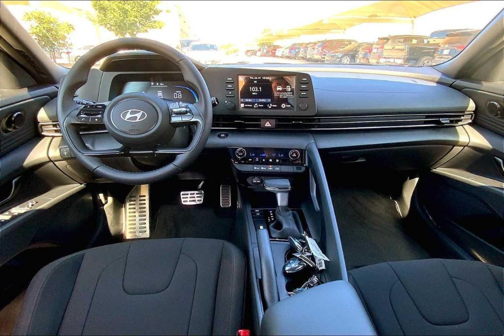 new 2025 Hyundai Elantra car, priced at $20,532