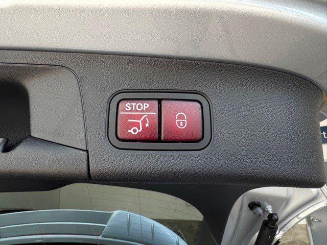 new 2025 Mercedes-Benz GLA 250 car, priced at $50,450