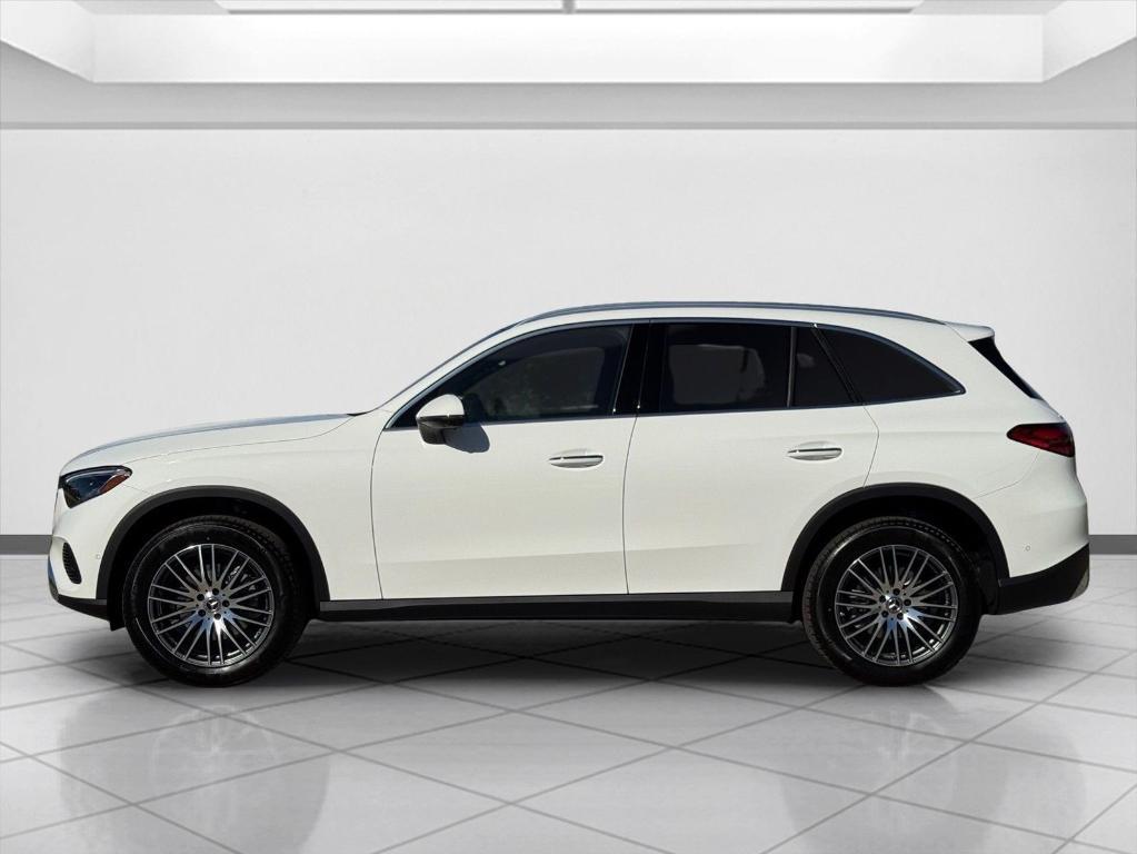 new 2026 Mercedes-Benz GLC 300 car, priced at $57,085