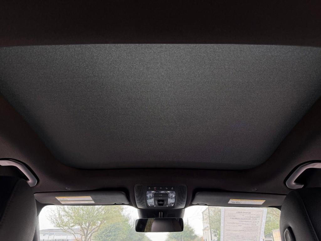 used 2024 Mercedes-Benz GLB 250 car, priced at $34,880