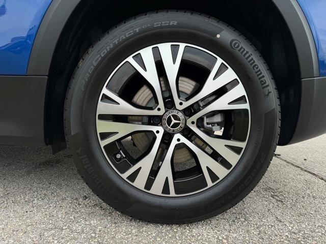 used 2024 Mercedes-Benz GLB 250 car, priced at $37,880